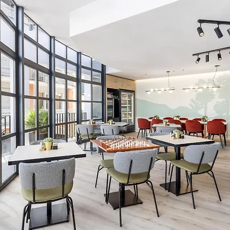 Living Boutique Отель типа 