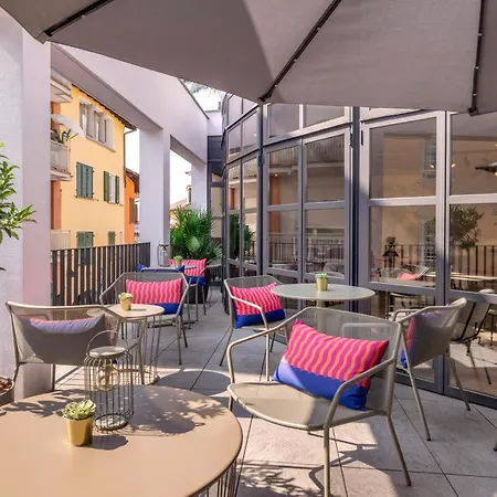Living Boutique Hotel 3*