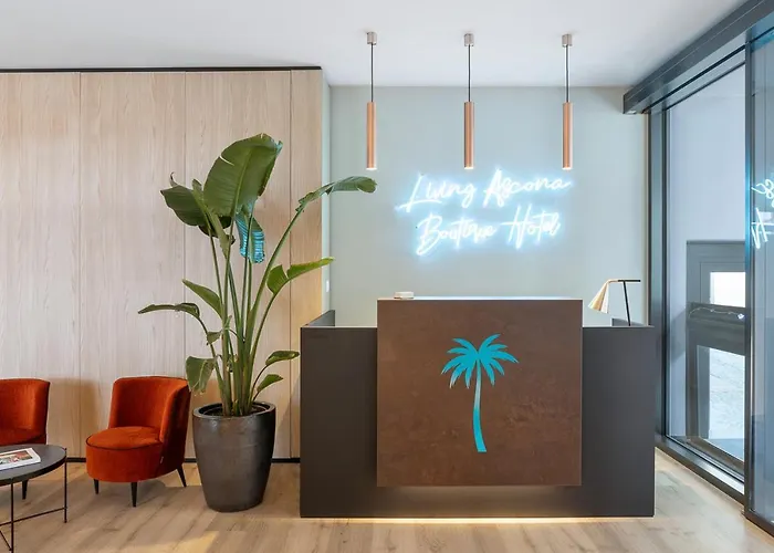 Alojamento de Acomodação e Pequeno-almoço Living Boutique 3*