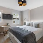 Living Boutique Hotel