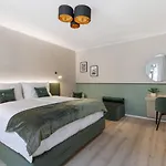 Hotel Living Boutique 3*