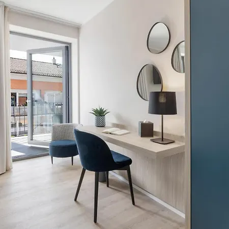 Отель Living Boutique