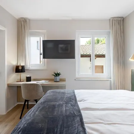 Living Boutique 3* אסקונה